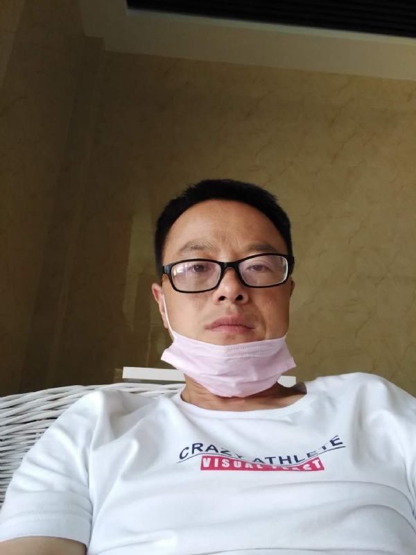 小马奔腾的第一张照片--连江相亲网