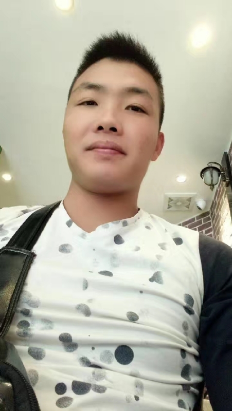 吃生蚝的小乖乖的第一张照片--连江相亲网