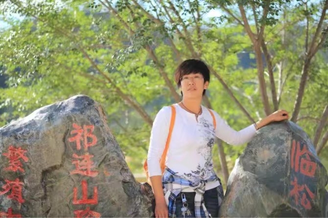 弱水河边青春草的第一张照片--连江相亲网