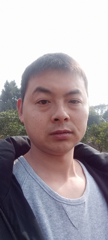 亲亲抱抱我爱你的第一张照片--连江相亲网