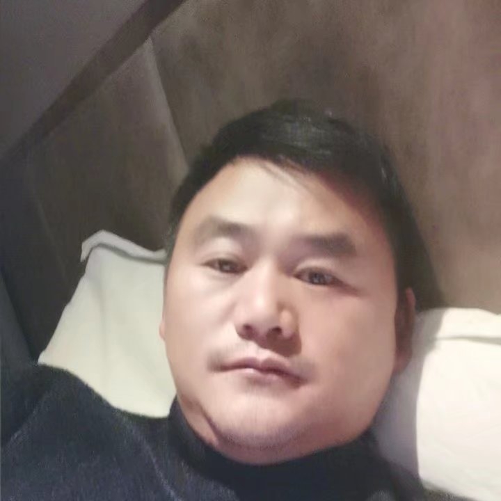 奔跑的第四张照片--连江相亲网