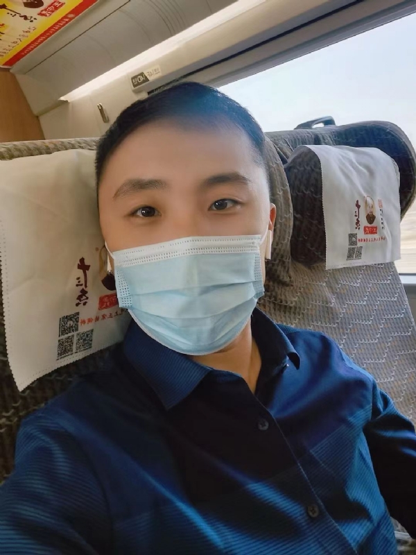 孤独的小屁猪的第二张照片--连江相亲网