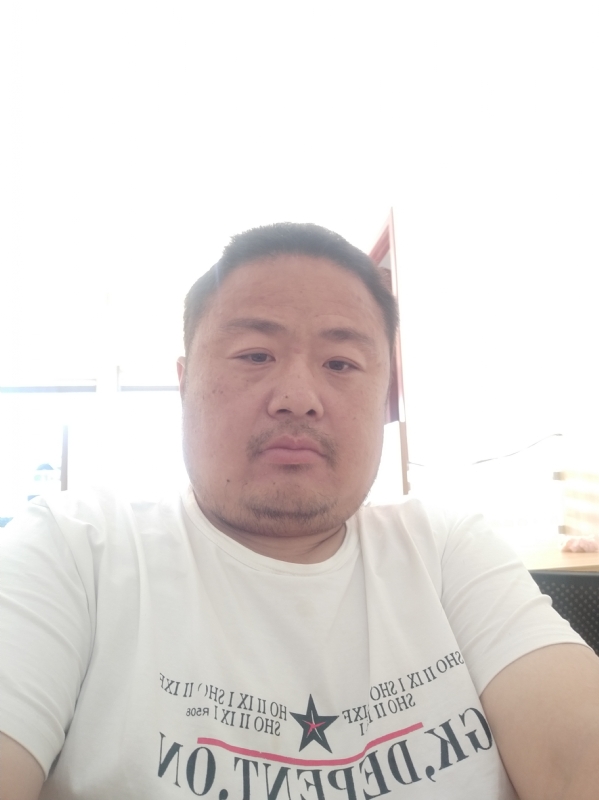 流星隐爱的第三张照片--连江相亲网