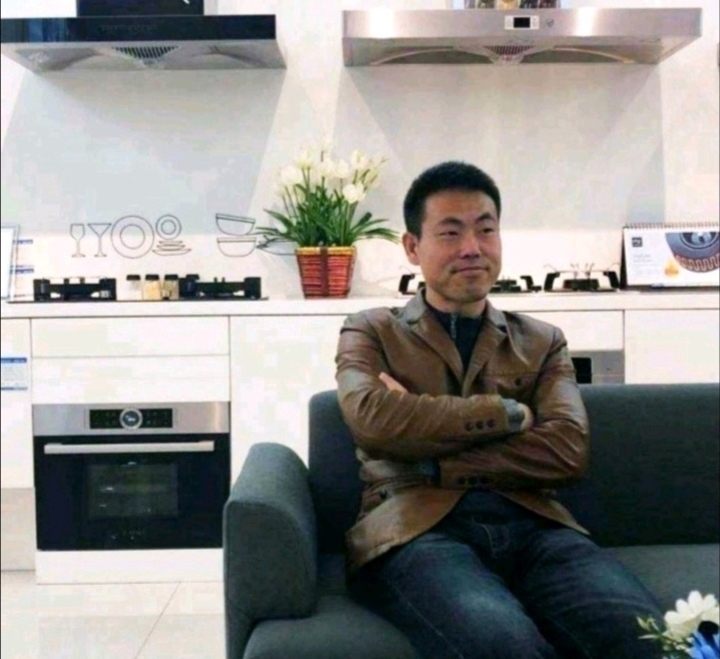 奋斗的执着的第一张照片--连江相亲网
