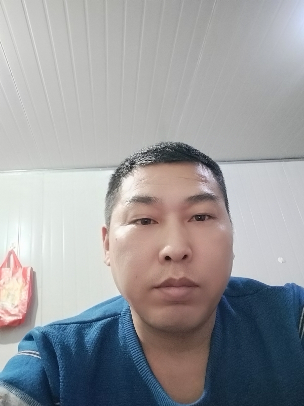 开着拖拉机去兜风的第一张照片--连江相亲网
