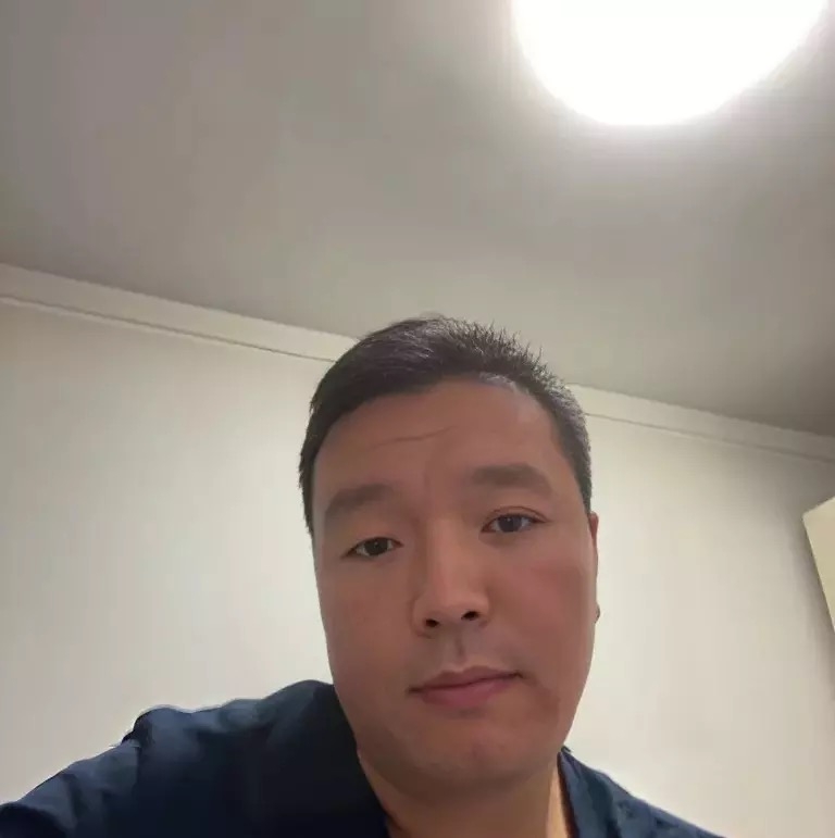 穿唐装的松鼠的第一张照片--连江相亲网