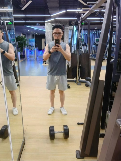 超哥的第二张照片--连江相亲网