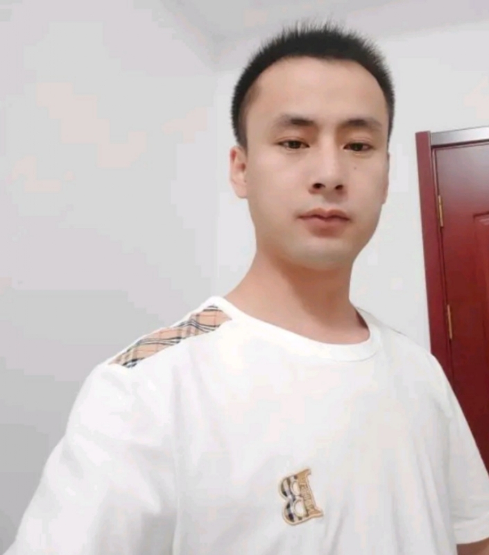 海阔天空的第一张照片--连江相亲网