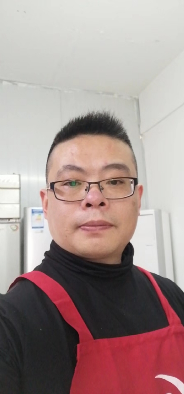 努力奋斗的第一张照片--连江相亲网