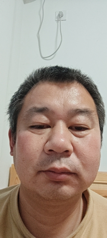 龙万的第一张照片--连江相亲网