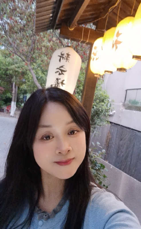 伊伊的第一张照片--连江相亲网