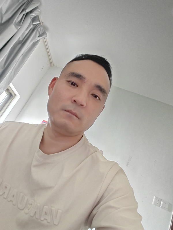 小锋的第一张照片--连江相亲网